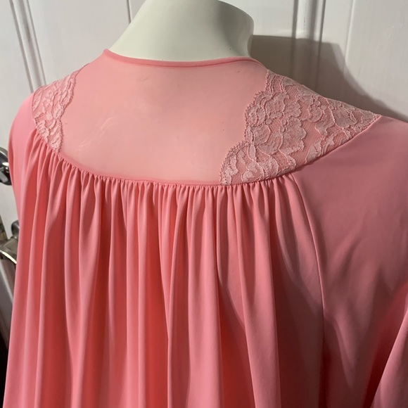 Vintage 70s Shadowline robe size M. - Picture 4 of 8